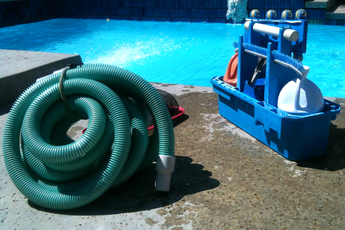 Pool-Reinigung