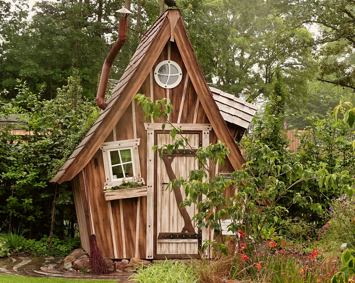Holzhaus im Garten