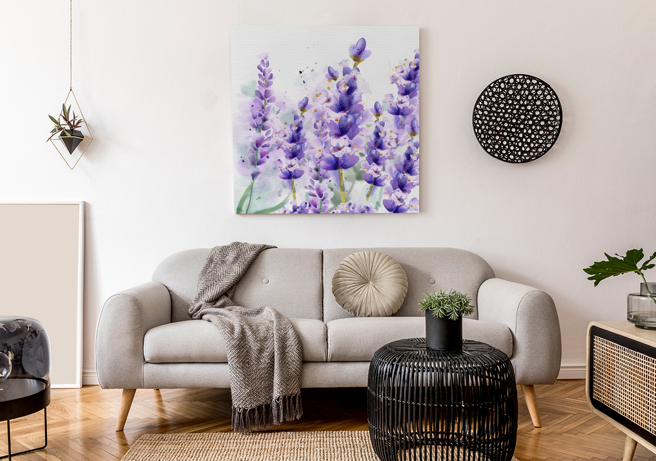 Aquarell-Bild mit Lavendel im Wohnzimmer