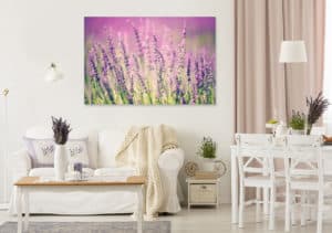 Provenzalisches Wohnzimmer mit Bild Lavendel